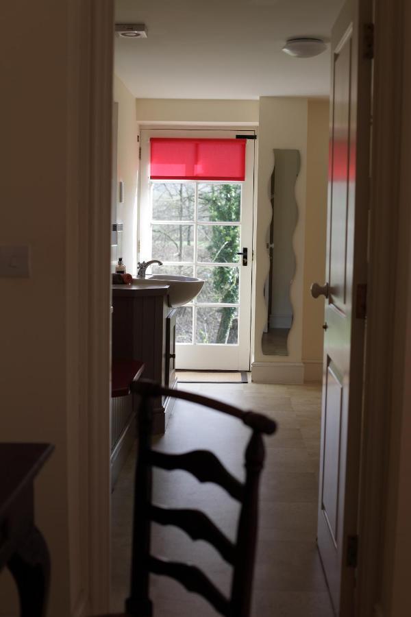 Glanhenwye Courtyard Cottages Glasbury Exterior foto
