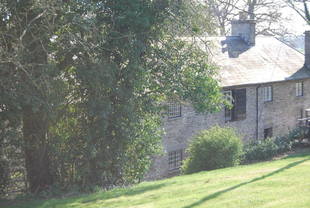 Glanhenwye Courtyard Cottages Glasbury Exterior foto