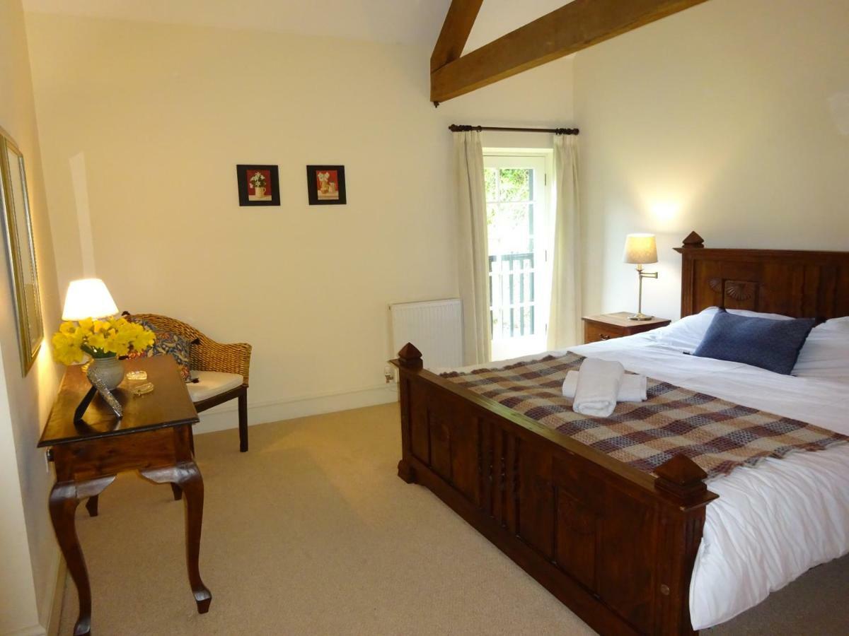 Glanhenwye Courtyard Cottages Glasbury Exterior foto